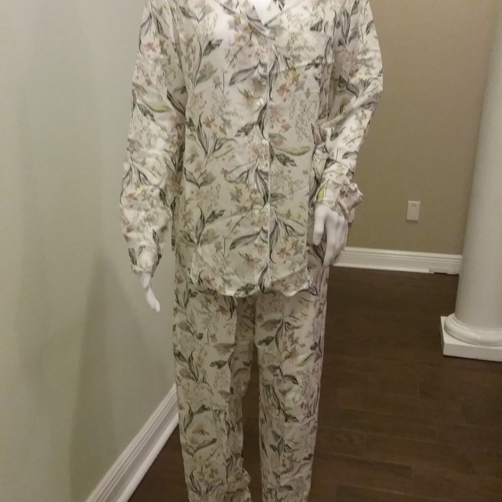 womens pajama set - Picture 2 of 3